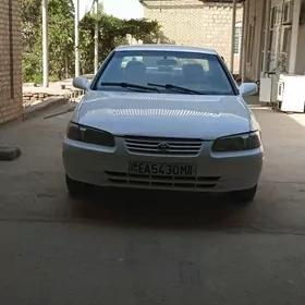 Toyota Camry 1998