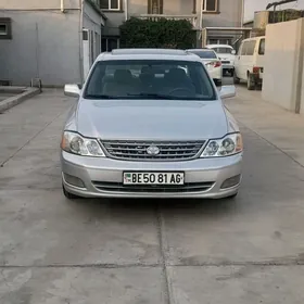 Toyota Avalon 2000
