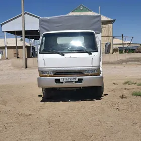 Mitsubishi Canter 2003