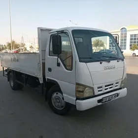 Isuzu Forward 2006
