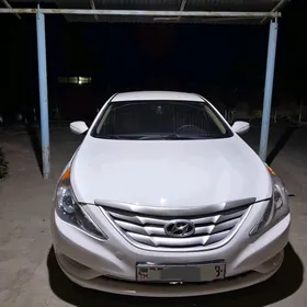 Hyundai Sonata 2011