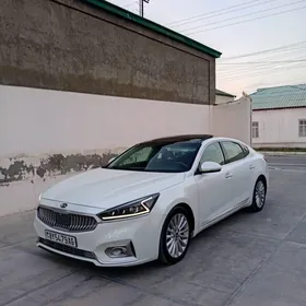 Kia Cadenza 2017