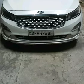 Kia Sedona 2018