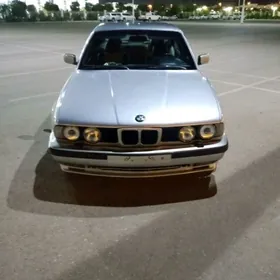 BMW E34 1989