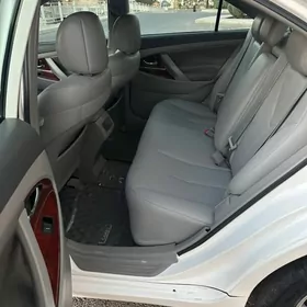 Toyota Camry 2010