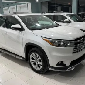 Toyota Highlander 2016