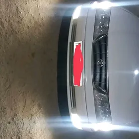 Toyota Avalon 1999