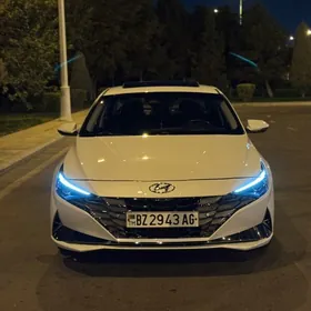 Hyundai Elantra 2021