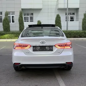 Toyota Camry 2024