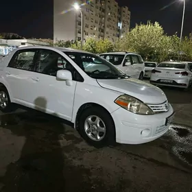 Nissan Versa 2010