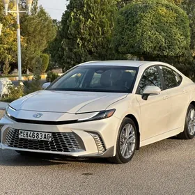 Toyota Camry 2024