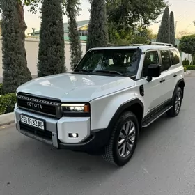 Toyota Land Cruiser Prado 2025