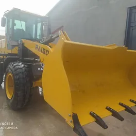 XCMG LW300F 2025