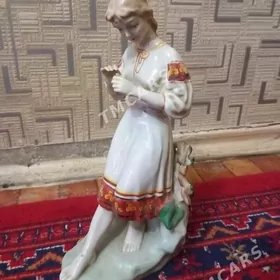 статуэтка