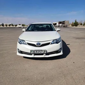 Toyota Camry 2013