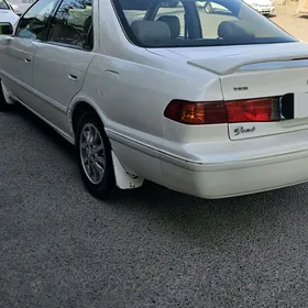 Toyota Camry 1999