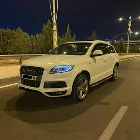 Audi Q7 2012