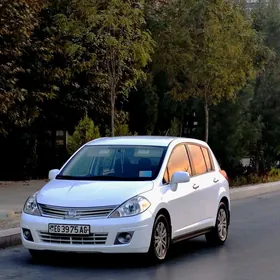 Nissan Versa 2010