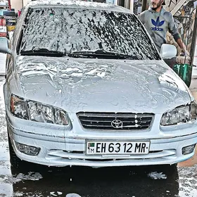 Toyota Camry 1997