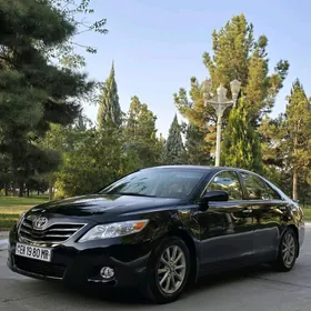 Toyota Camry 2010