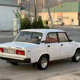 Lada 2107 1986