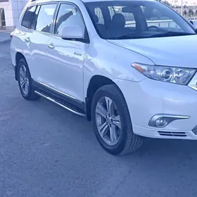 Toyota Highlander 2011