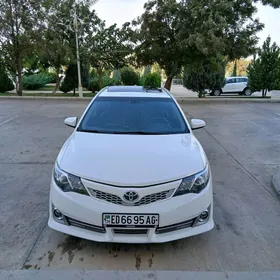 Toyota Camry 2013
