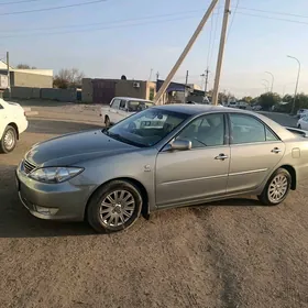 Toyota Camry 2005