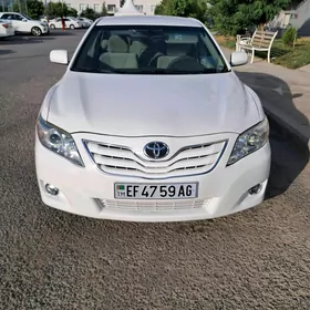 Toyota Camry 2011