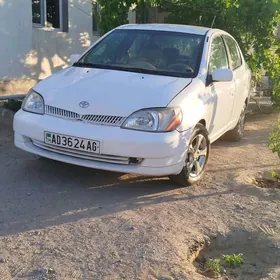 Toyota Echo 2000
