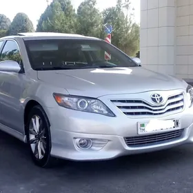 Toyota Camry 2010