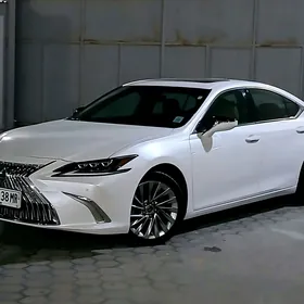Lexus ES 350 2021