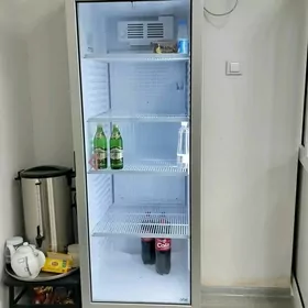 Витринный Холодильник