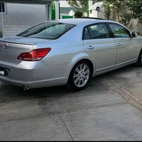 Toyota Avalon 2005
