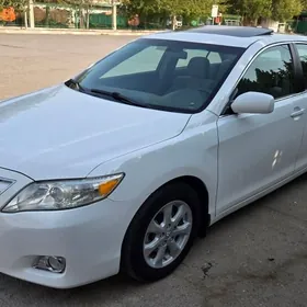 Toyota Camry 2011