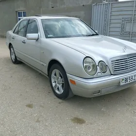 Mercedes-Benz E320 1997