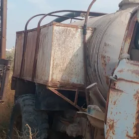 Zil 130 1985
