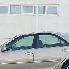 Toyota Camry 2005
