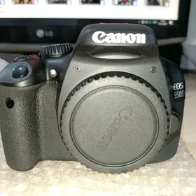 CANON EOS 550D
