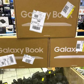 Galaxy Book 4/Core 7/RAM 16GB