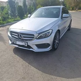 Mercedes-Benz C300 2015