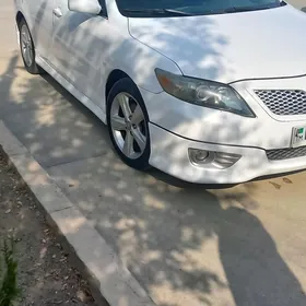 Toyota Camry 2011
