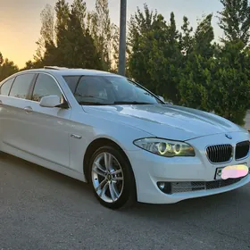 BMW F10 2011