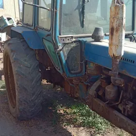 MTZ 82 1998