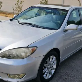 Toyota Camry 2004