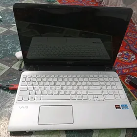 sony i3