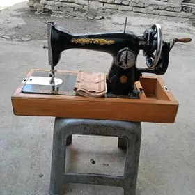 Швейная машинка Подольск