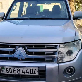 Mitsubishi Pajero 2007