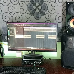 Studio aydym we saz yazmak