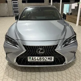 Lexus ES 350 2022